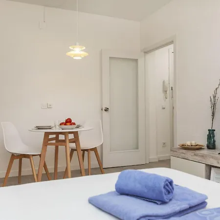 Homey By Interhome * يوريت دي مار